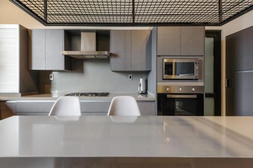 Las Abejas, Elegance and Spectacular Views in La Peña in Valle de Bravo, Mexico