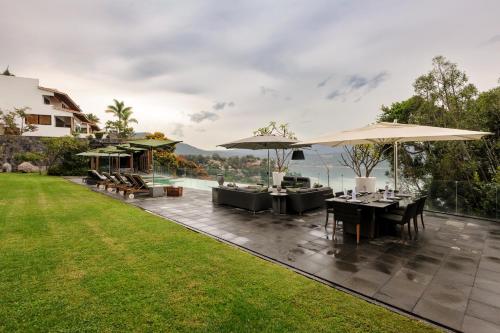 Las Abejas, Elegance and Spectacular Views in La Peña in Valle de Bravo, Mexico