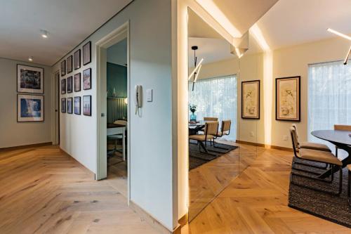 Polanco Gem with Balcony and Office Nook - image 5