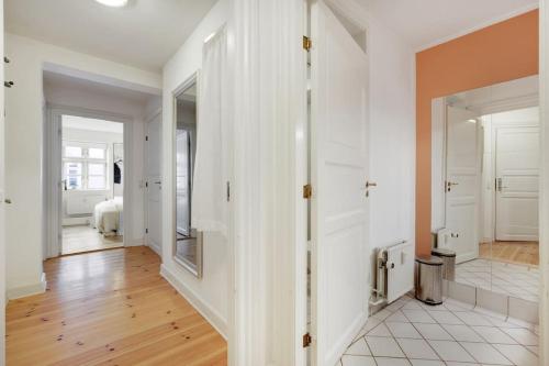 Cozy apartment central in CPH, Kodaň (fotografie 8)