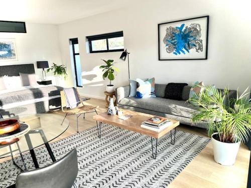 Stroll to the beach Rooibokkie Studio 2 — other in 31 Rooibok Street Scarborough, Cape Town South Africa, 7975