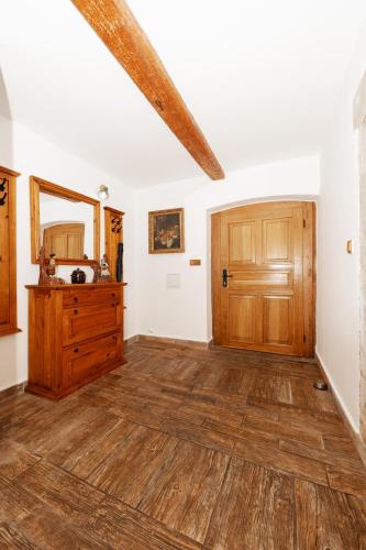 Buitenkant, Medová chaloupka Jetřichovice České Švýcarsko (Medova chaloupka Jetrichovice Ceske Svycarsko) in Jetrichovice U Decina