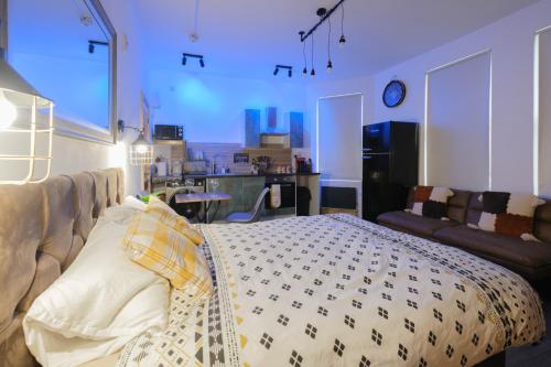 Luxury Studio - Free Parking - Great Location, Leeds (Foto 11)