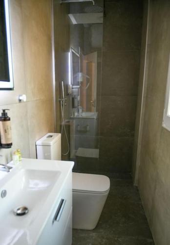 Gevin's Apartment 2, Tirana (photo 6)