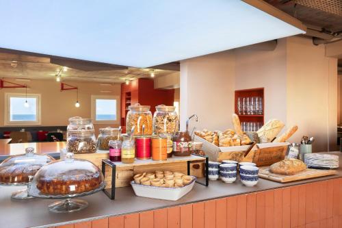 Premiere Classe Nice - Promenade des Anglais - image 11