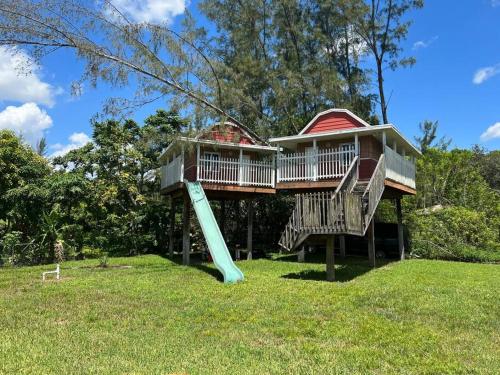 Adorable 1-bedroom guesthouse in West Palm Beach, USA