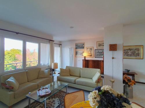 Apartment in Luino with Lake Maggiore Views, Luino (fotografie 9)