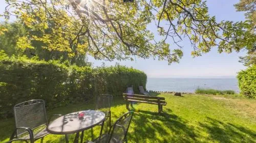 Haus am Strand in Immenstaad am Bodensee, Deutschland