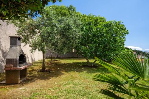Apartments with a parking space Rabac Labin - 3015 - image 11