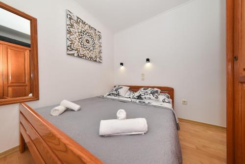 Two-Bedroom Apartment with Terrace and Sea View image 8