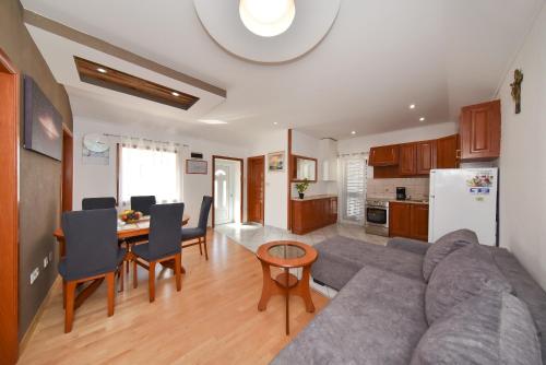 Two-Bedroom Apartment with Terrace and Sea View image 2