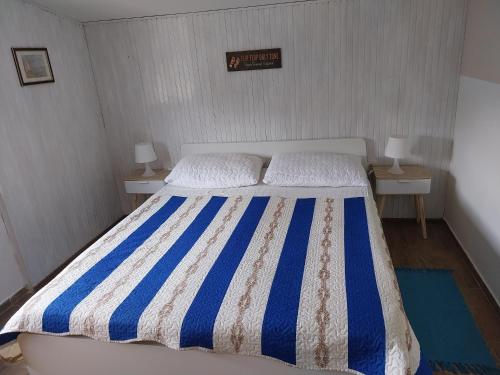 Apartments by the sea Povljana Pag - 17222 - image 4