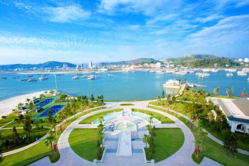 Vista/Panorama, Vinpearl Resort & Spa Ha Long in Hạ Long