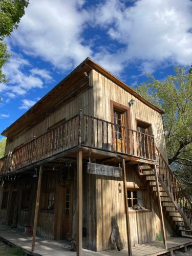 Estancia Santa Thelma in Gobernador Gregores