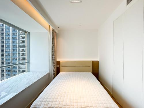 Eastern Hub - Bund Branch TianZiFang superior 2 bedrooms near the Bund, Shanghai (photo 5)