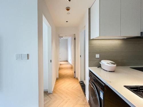 Eastern Hub - Bund Branch TianZiFang superior 2 bedrooms near the Bund, Shanghai (photo 8)