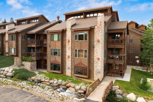 Snowflake by AvantStay Ski InOut Patio in Breckenridge, USA