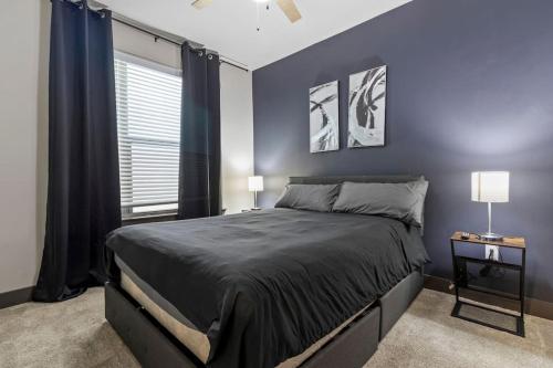 Modern 1BR Retreat Pool Free Wi-Fi Free Parking in Austin, USA