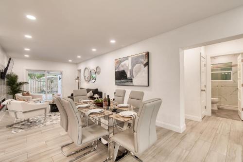 Turtle Nest by AvantStay Near Downtown Beaches - Chic FL Escape in Fort Lauderdale, USA