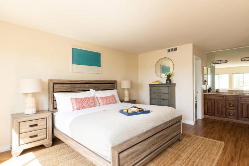 Sonrisa 3 Unit Buyout by AvantStay 10 Min from Belmont Park in San Diego, USA