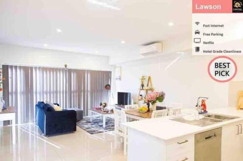 3BR Modern Townhouse with Free Parking, Belconnen