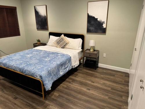 Cozy & modern SFH full kitchen garage parking gated yard in Monrovia, USA