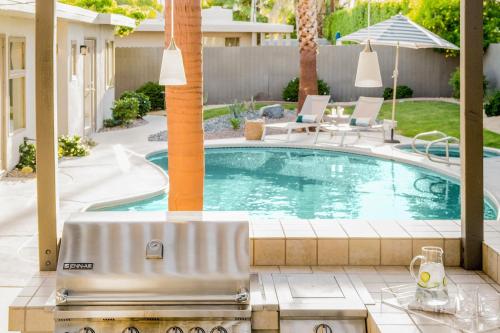 El Mirador by AvantStay Canyon Views Large Pool Outdoor Grill Games Permit4253 in Palm Springs, USA