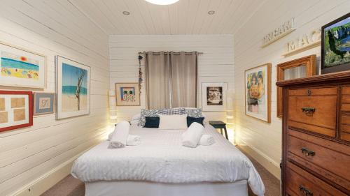 Berry Mountain Hideaway - By Berry Getaways in Broughton Vale