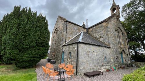 KIRK - Gorgeous church in the heart of Fife converted into a warm home gîte à louer Milton of Balgonie