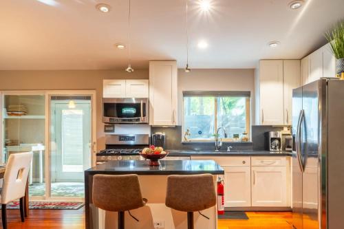 Continental by AvantStay Group Escape Pool in Austin, USA