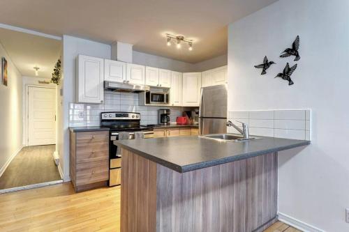 Charming unit with Balcony in Villeray-Saint-Michel-Parc-Extension