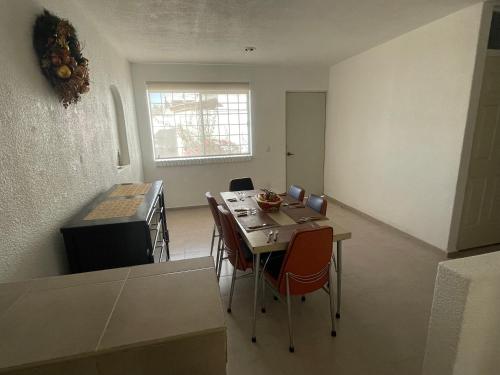 Departamento Planta Baja in Adjuntas, Mexico