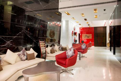 Lobby, Aauris in Kolkata