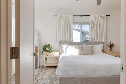 SoCal Cottage by AvantStay Near Gaslamp Firepit in San Diego, USA