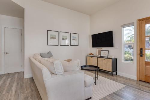 SoCal Cottage by AvantStay Near Gaslamp Firepit in San Diego, USA