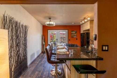 Kitchen, Giraffe House in Otay