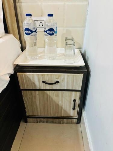 Hotel Mother land near ganga ghat in Jwalapur