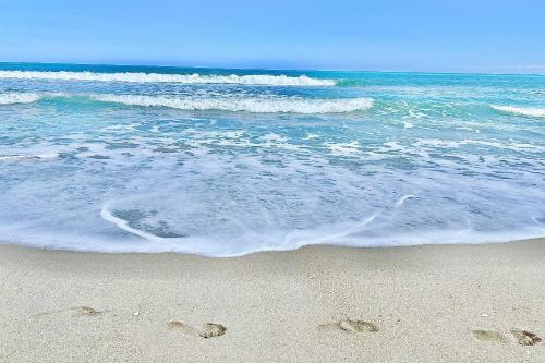 Sunshine on Skyline in Jensen Beach, USA