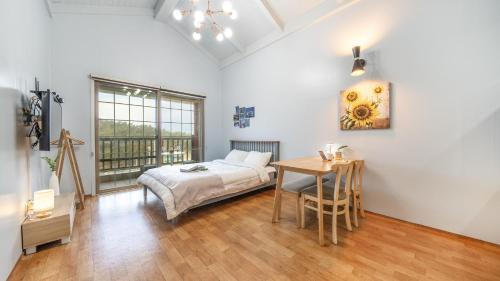 1 queen bed