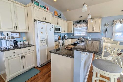Waves n Wooder by AvantStay SwimSpa Game Room Walk to Beach in Wildwood, USA