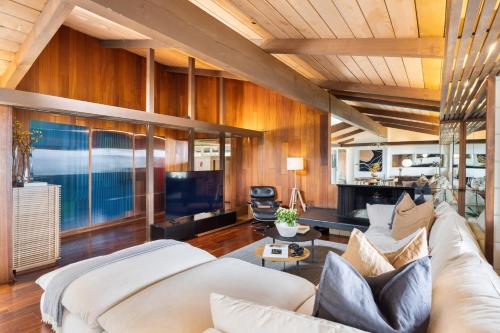 La Jolla Mid-Century by AvantStay Private Pool Outdoor Living Ocean Views in San Diego, USA