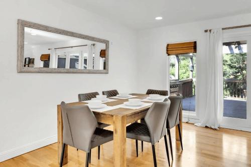 Dos Palos by AvantStay Mod Hollywood Sanctuary in Los Angeles, USA