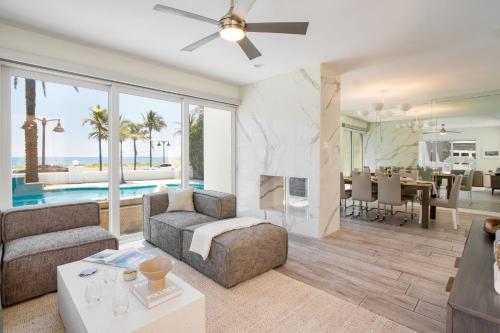 Sea Breeze by AvantStay Across From Fort Lauderdale Beach Pool Out Door Dining Fire pit in Fort Lauderdale, USA