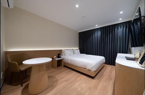 No25 Hotel Naeoe - 객실 전경