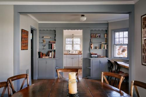 Old Ross House at Seminary Hill by AvantStay in Callicoon, USA