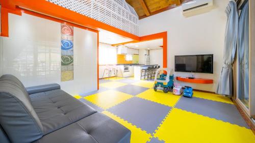 room detail thumbnail 1