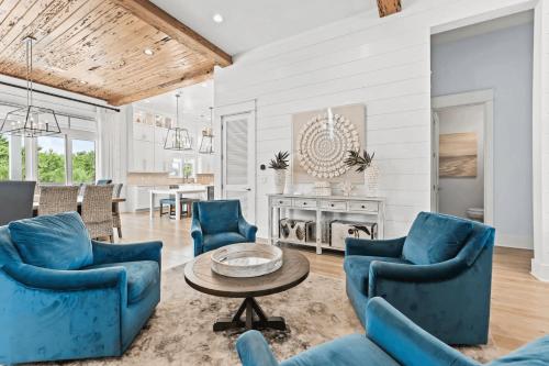 Our 30A Sandcastle by AvantStay Luxury Pool Rooftop Gulf Views in Santa Rosa Beach, USA