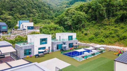 Gapyeong StayKidsPoolvilla