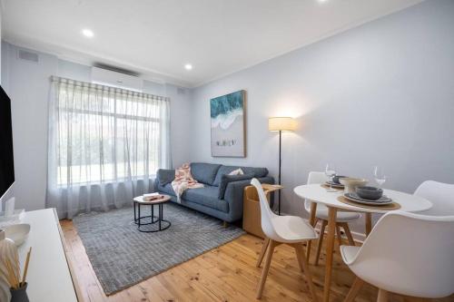 Brighton Breeze Retreat - Idyllic Beachside Stay – khách sạn tại Brighton