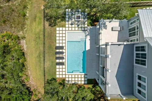 30A Beachy Dreams by AvantStay Luxury Escape w Private Pool Bonfires in Santa Rosa Beach, USA